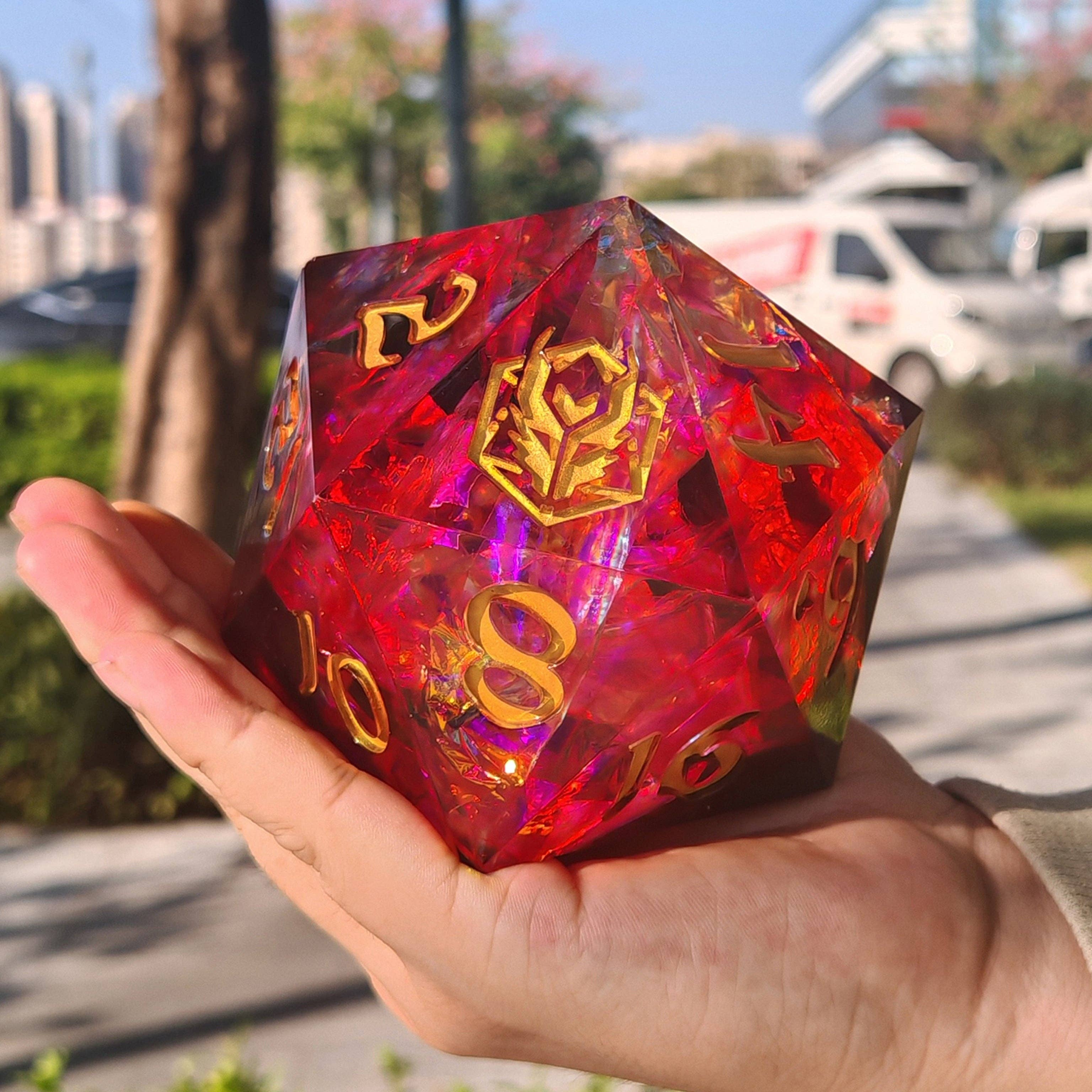 Captured Magic 100mm Chonk D20 - Blood Crystal Dice Hymgho Premium Dice