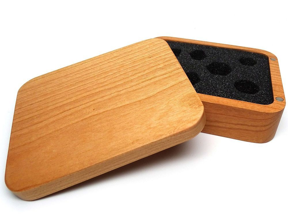 Easy Roller Wooden Dice Case - Plain Cherry Supplies Easy Roller Dice