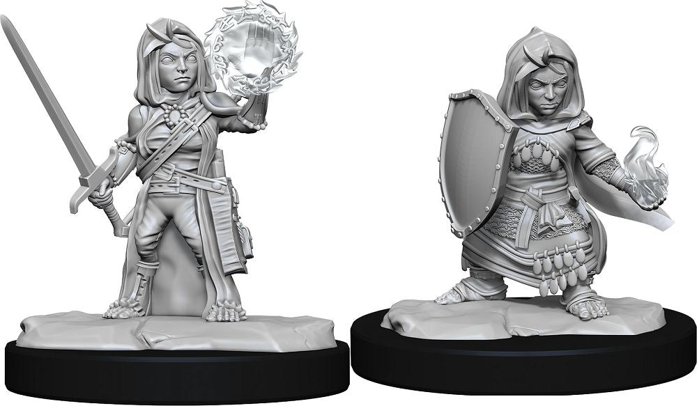 Pathfinder Battles Deep Cuts Unpainted Miniatures Halfling Female Cleric (90261) Miniatures WizKids   