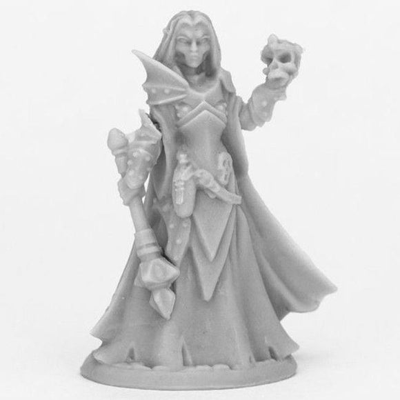 44071 Dark Elf Priestess  Reaper Miniatures   